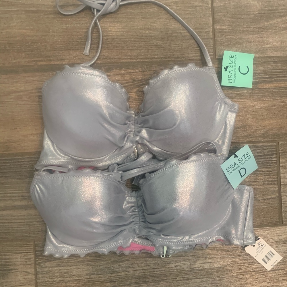 NWT SunDazed Nixie Silver Metallic Bikini Top Bra Sized 32C 32D or 34C Halter - Picture 8 of 8
